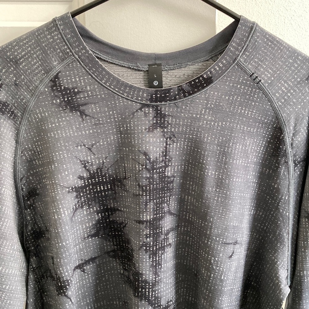 Lululemon Metal Vent Tech 2.0 Long Sleeve Grey/ Black Camo Men’s Large